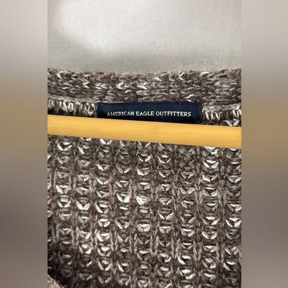 American Eagle Outfitters Brown Pullover Knit Sweater Size Small - Picture 2 of 5